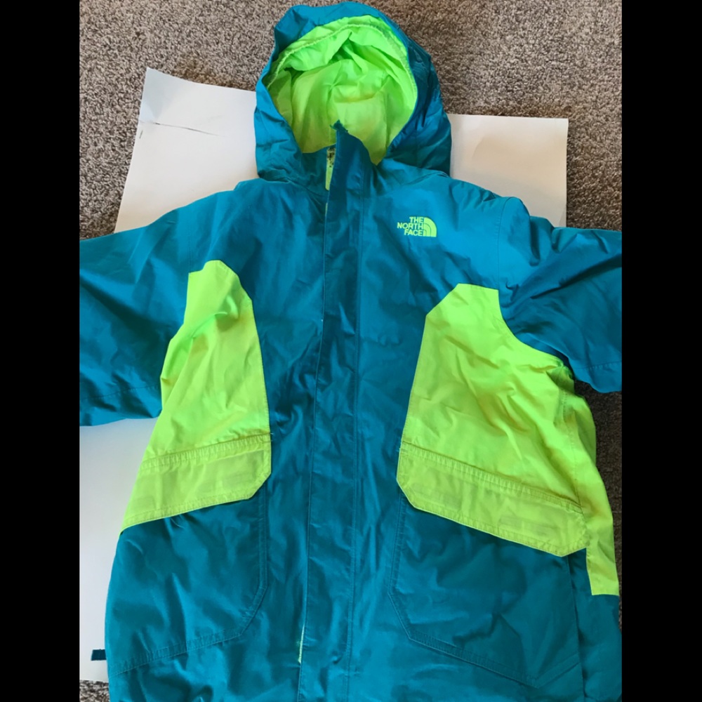 Used North Face boys ski coat